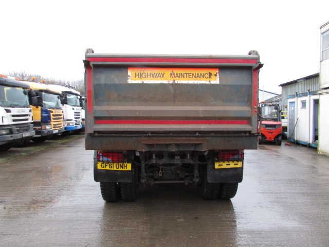 Vehicle Photo 6