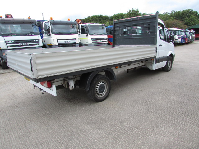 Vehicle Photo 7