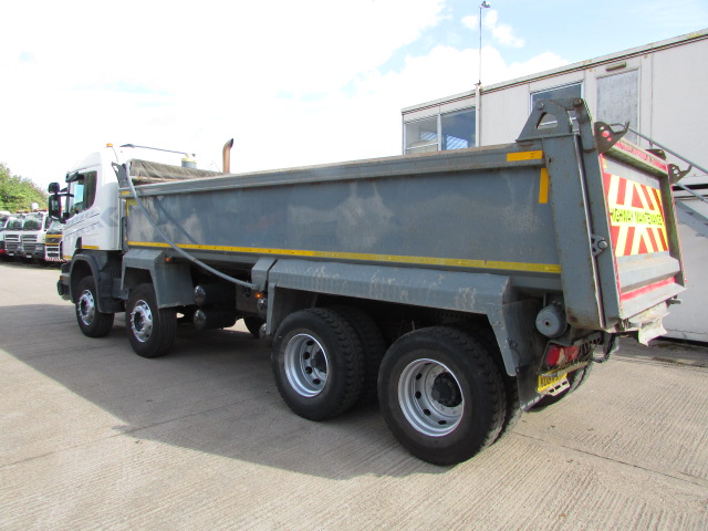 Vehicle Photo 4