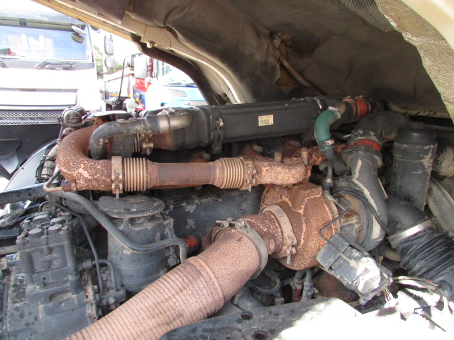 Vehicle Photo 16