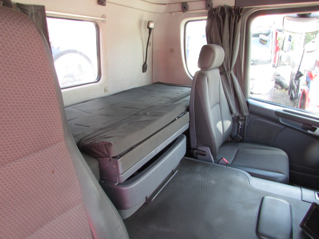Vehicle Photo 19