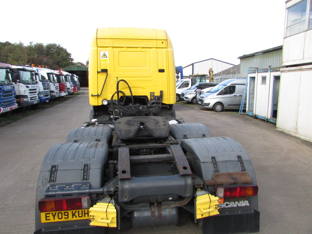 Vehicle Photo 8