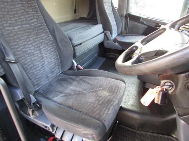 Vehicle Photo 17