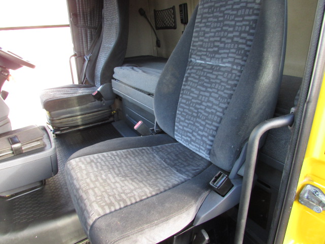 Vehicle Photo 23