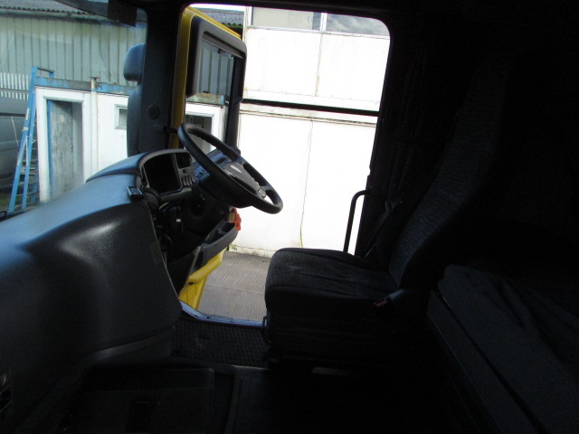 Vehicle Photo 26