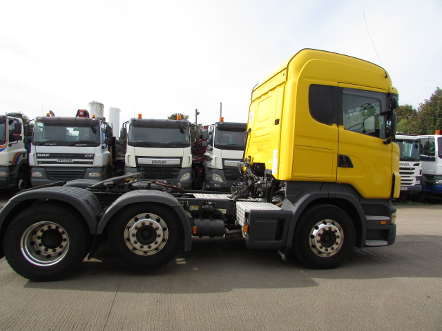 Vehicle Photo 8