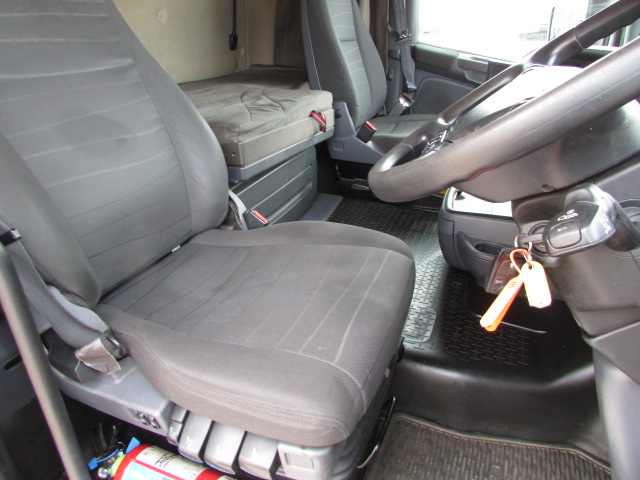 Vehicle Photo 26