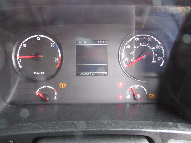 Vehicle Photo 21