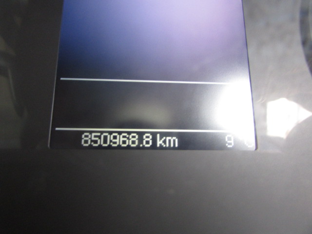 Vehicle Photo 27