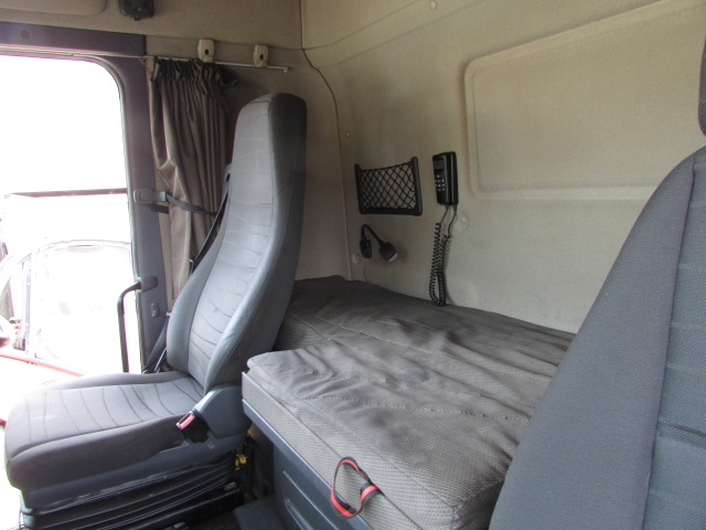 Vehicle Photo 23