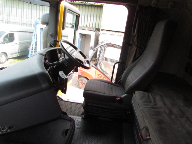 Vehicle Photo 25
