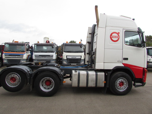 Vehicle Photo 5