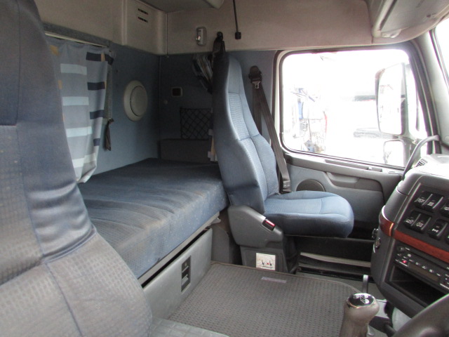 Vehicle Photo 19