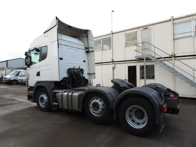 Vehicle Photo 4