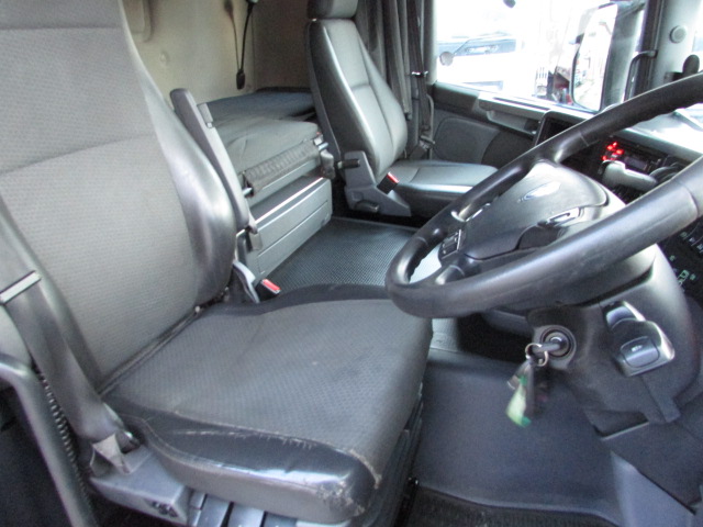 Vehicle Photo 16