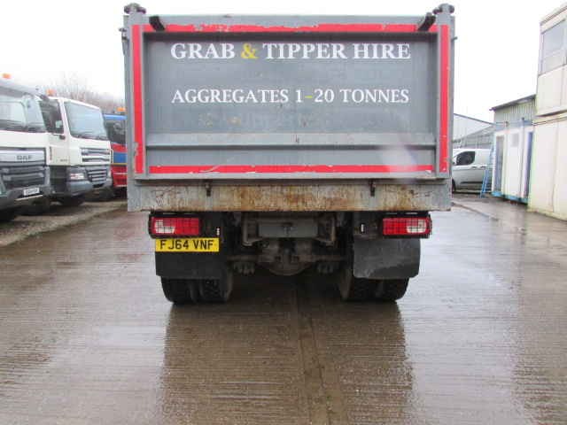 Vehicle Photo 14
