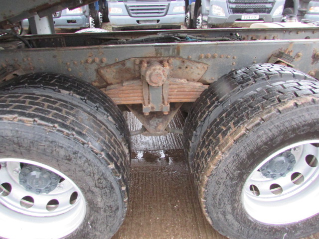 Vehicle Photo 8