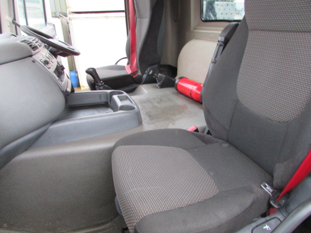 Vehicle Photo 24