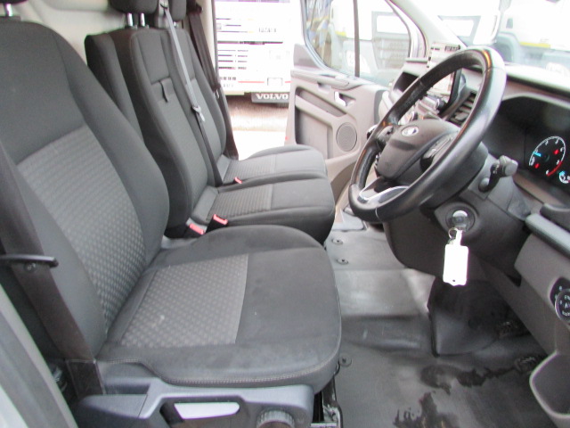 Vehicle Photo 14