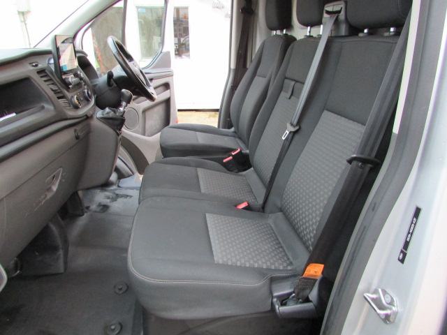 Vehicle Photo 17