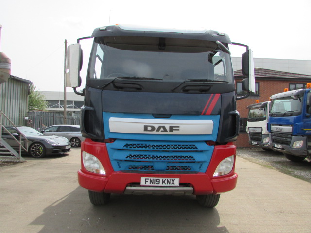 Vehicle Photo 2