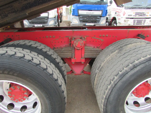 Vehicle Photo 11