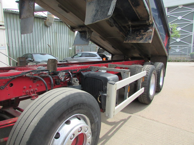 Vehicle Photo 13