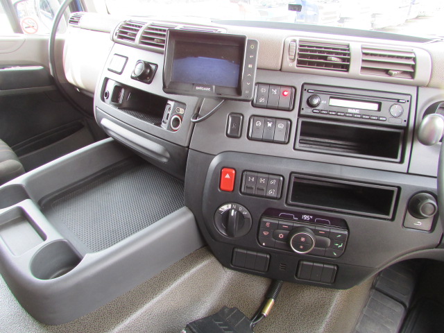 Vehicle Photo 19
