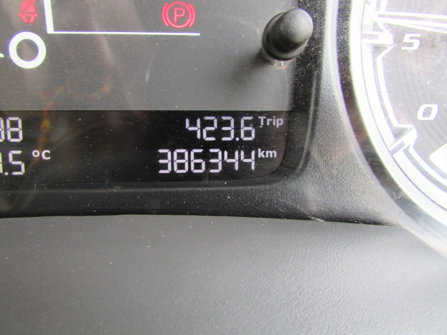 Vehicle Photo 16