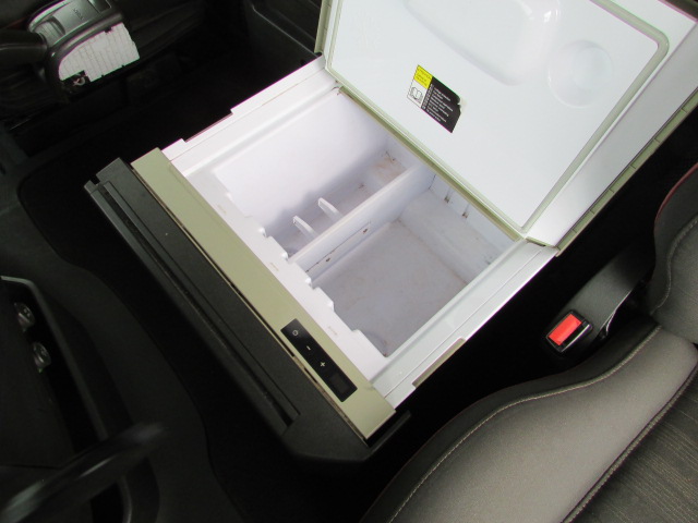 Vehicle Photo 14