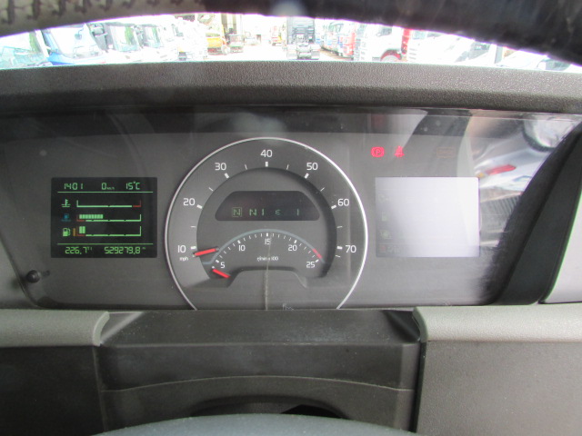 Vehicle Photo 11