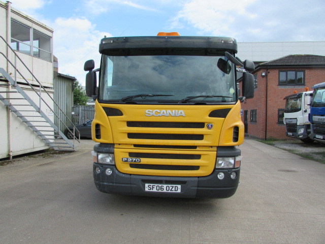 Vehicle Photo 12