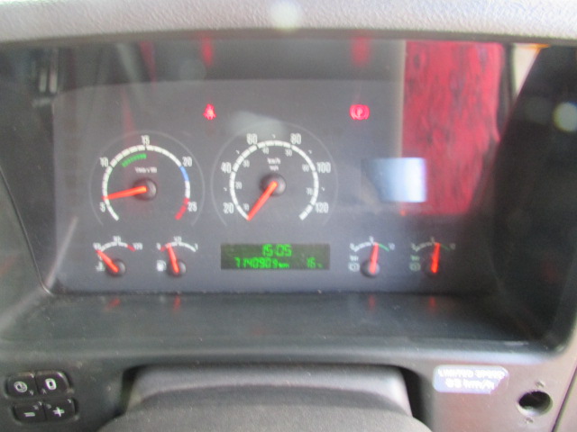 Vehicle Photo 14
