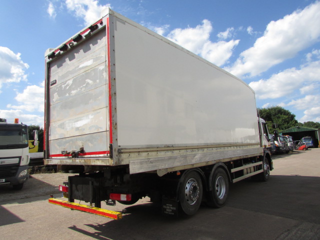 Vehicle Photo 11