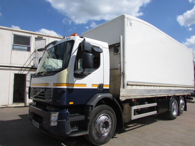 Vehicle Photo 12