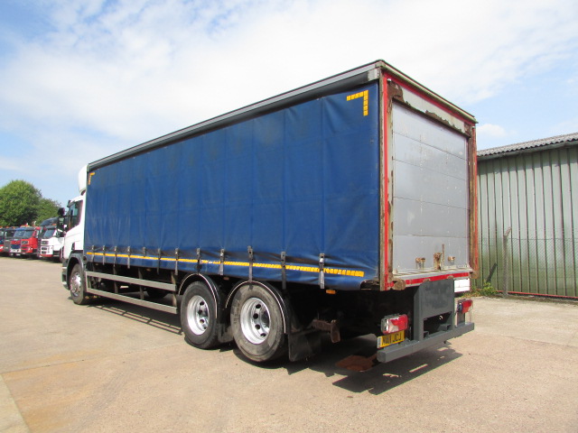 Vehicle Photo 11