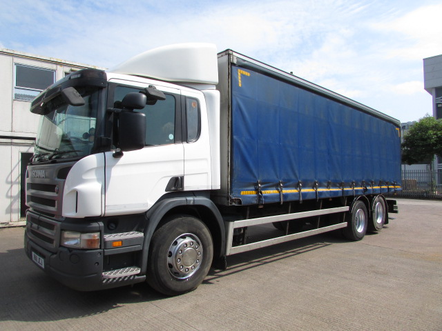 Vehicle Photo 13