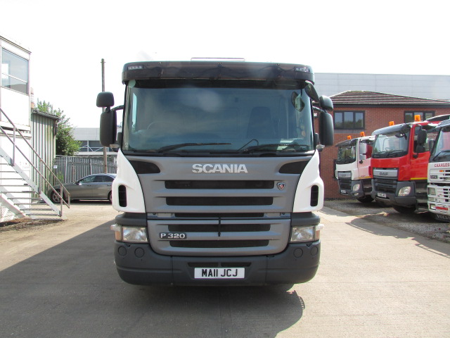 Vehicle Photo 9