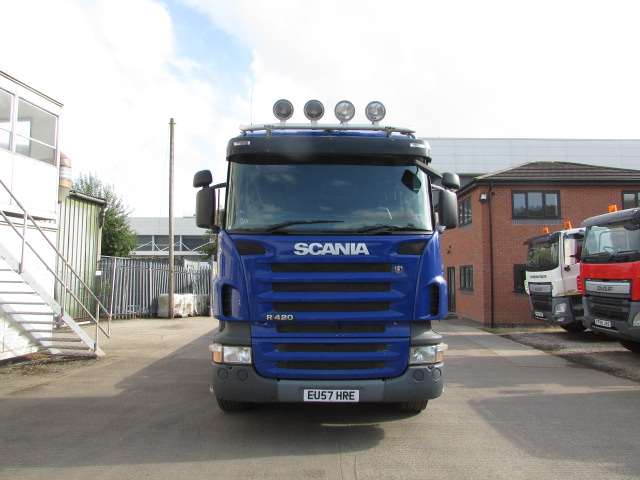 Vehicle Photo 2