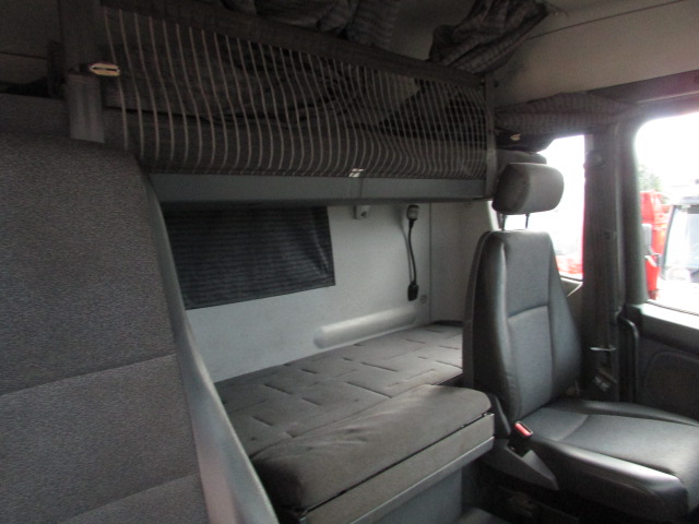 Vehicle Photo 14