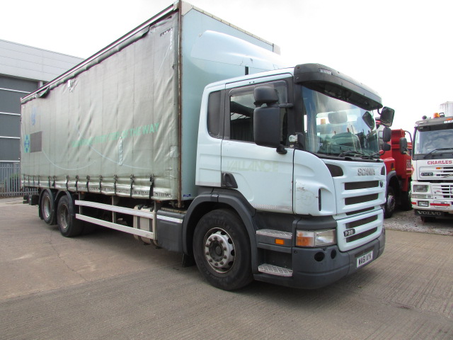 SCANIA P280 2011 6x2 CURTAINSIDE (WA61 AYK) S/N: 3960