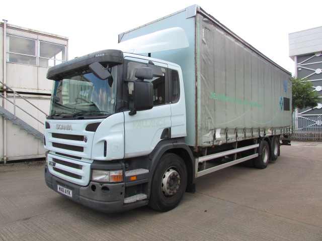 Vehicle Photo 11
