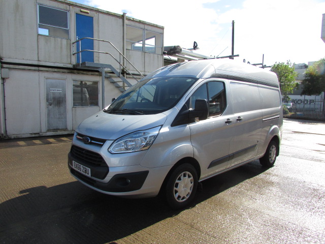 Vehicle Photo 11