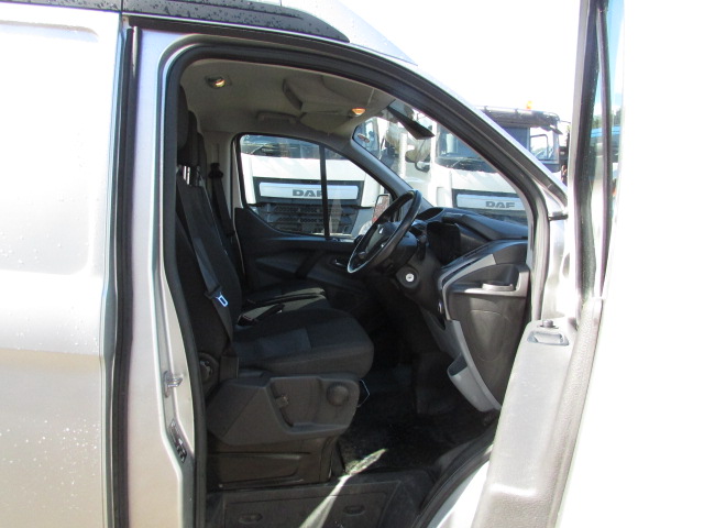 Vehicle Photo 15