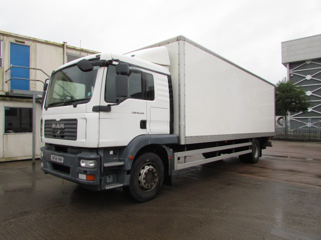 Vehicle Photo 11