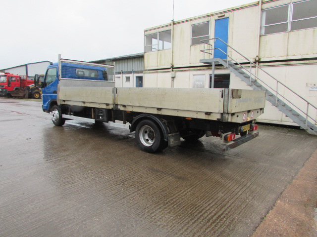 Vehicle Photo 9