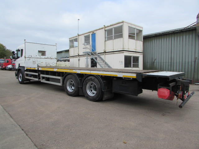 Vehicle Photo 12