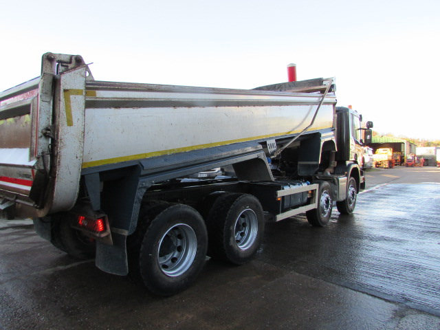 Vehicle Photo 14