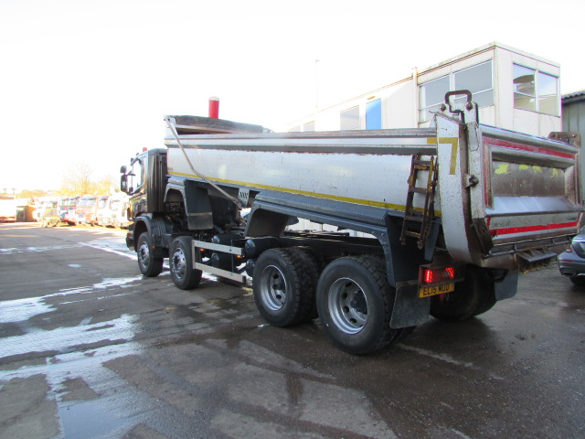 Vehicle Photo 16