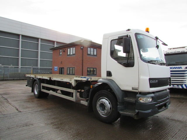DAF LF55.250 2006 4x2 FLATBED (06-C-41362) S/N:3989